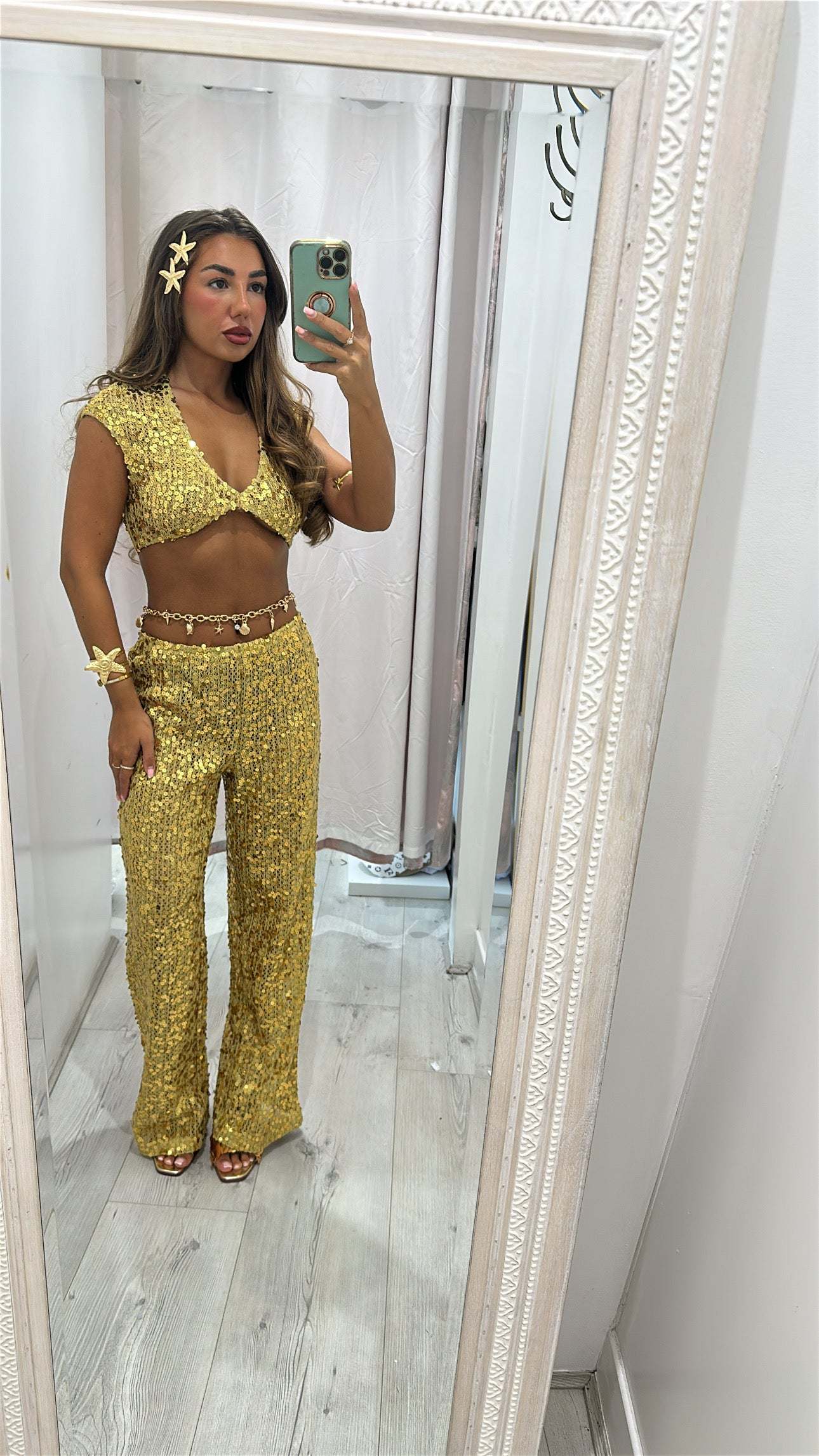 PACHA Knitted Sequin Golden Holiday Set festive two-piece outfit with sparkling sequins for special occasions