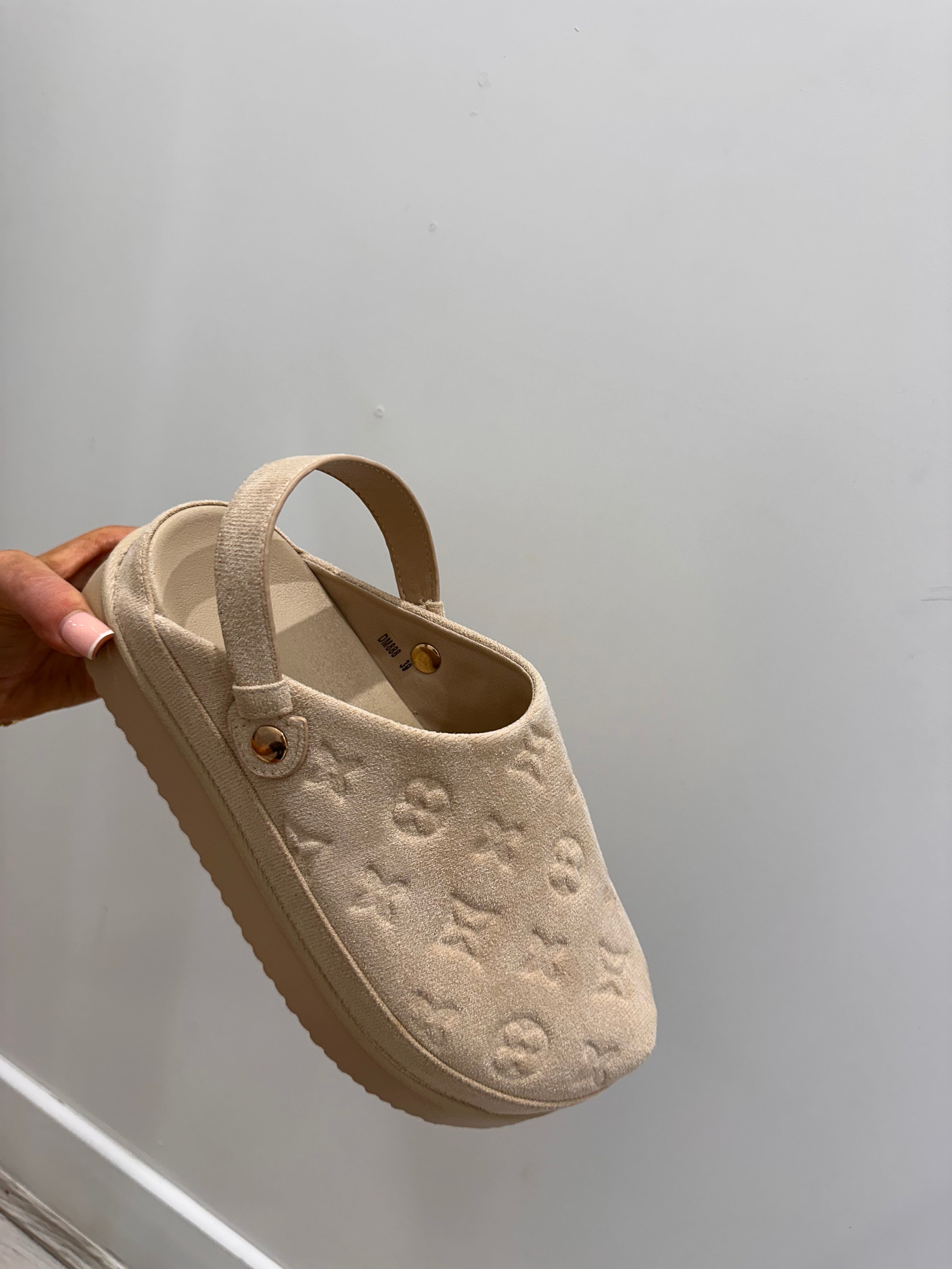 LEO Slip On Comfy Womens Shoes
