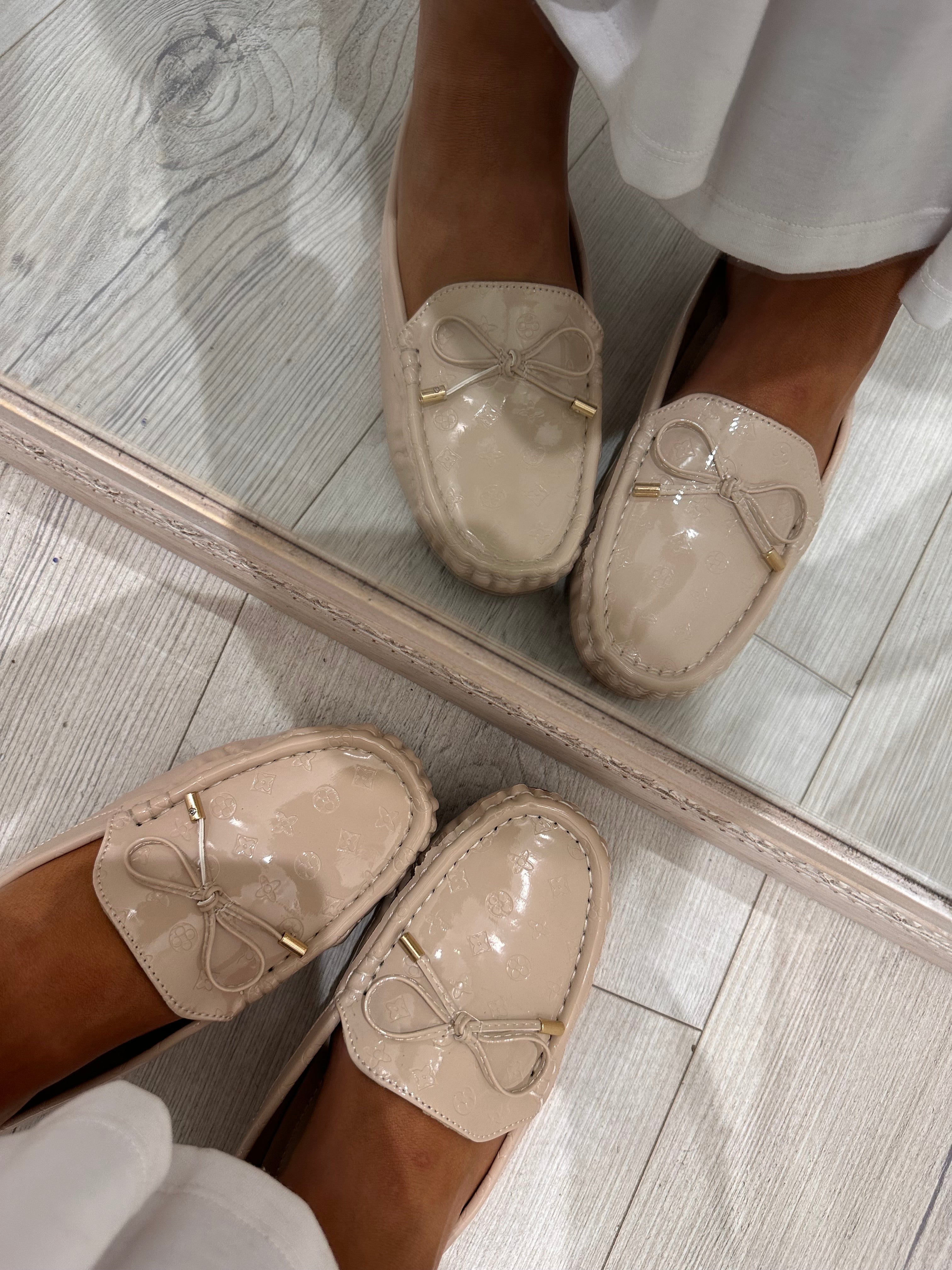 LV slip on shoes