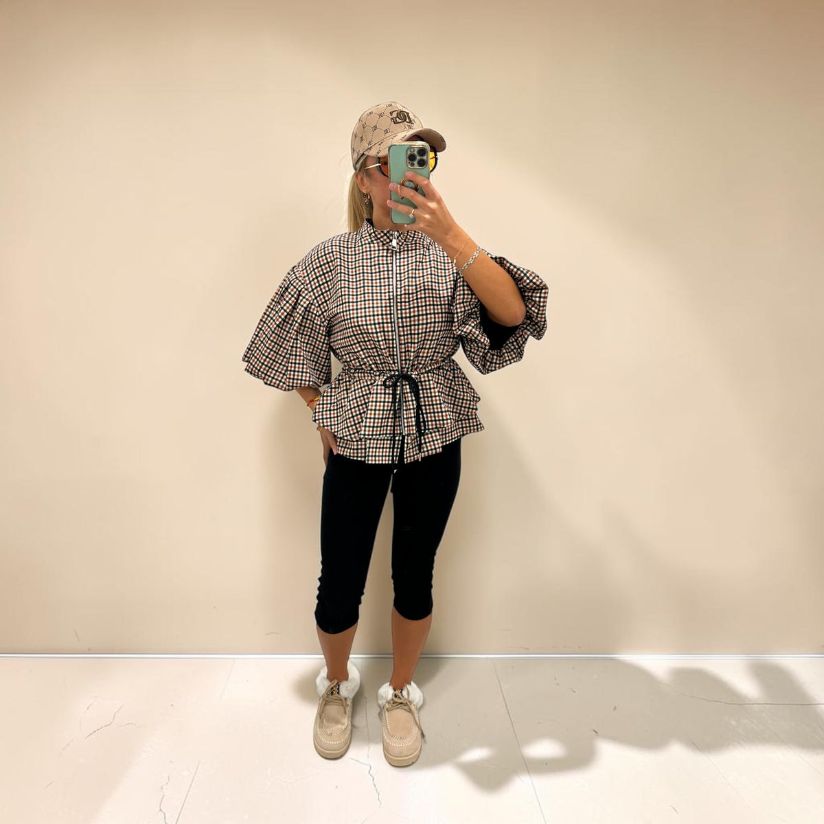 LORENZA checkered Cape