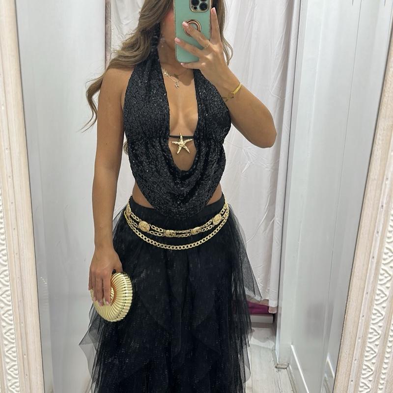 Lily Frilly Maxi Skirt Women Outfit