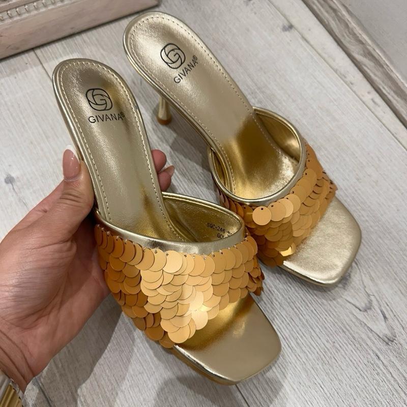 Shoes/Accessories/Bags