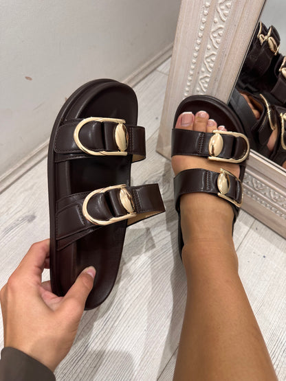 LORETA Brown Leather Sandals With Gold Buckle Detailing