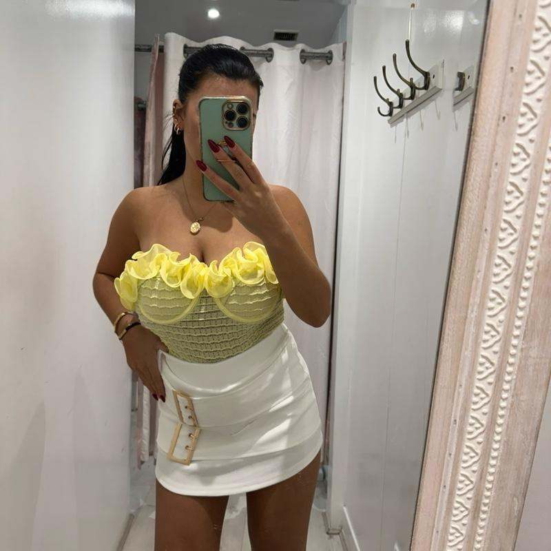 Mini-jupe Bella avec boucle dorée
