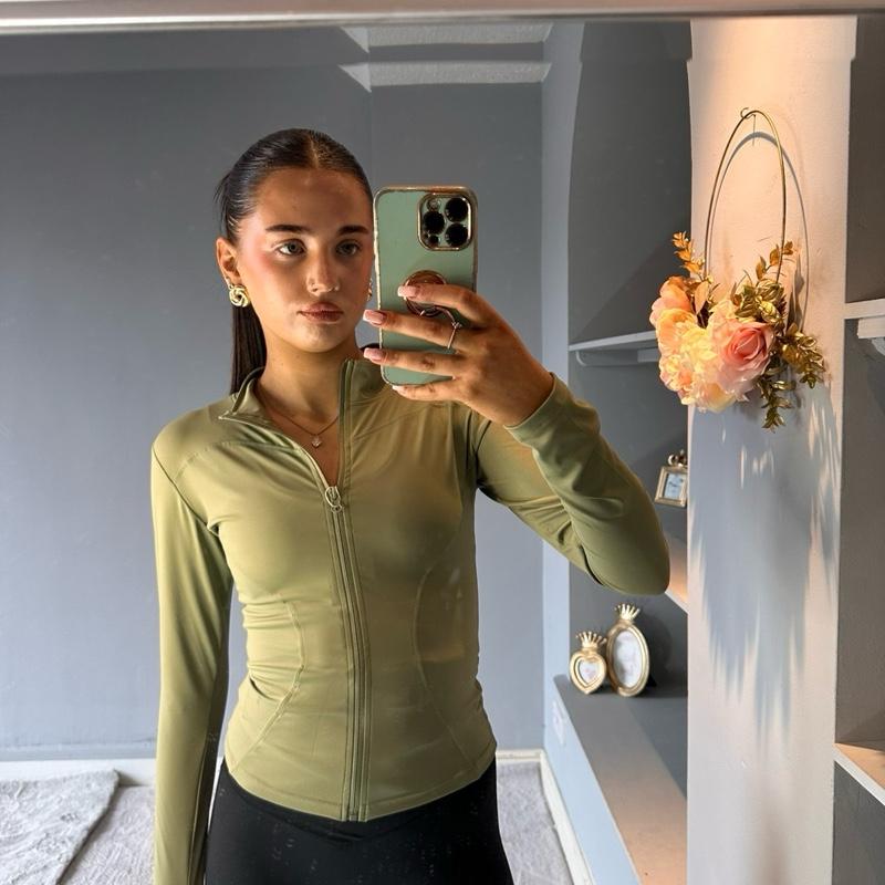GWP Stylish Seamless Activewear Zip Jacket