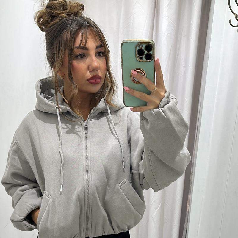 Women’s beige fleece-lined cropped hoodie with bubble hem, BECCA style.