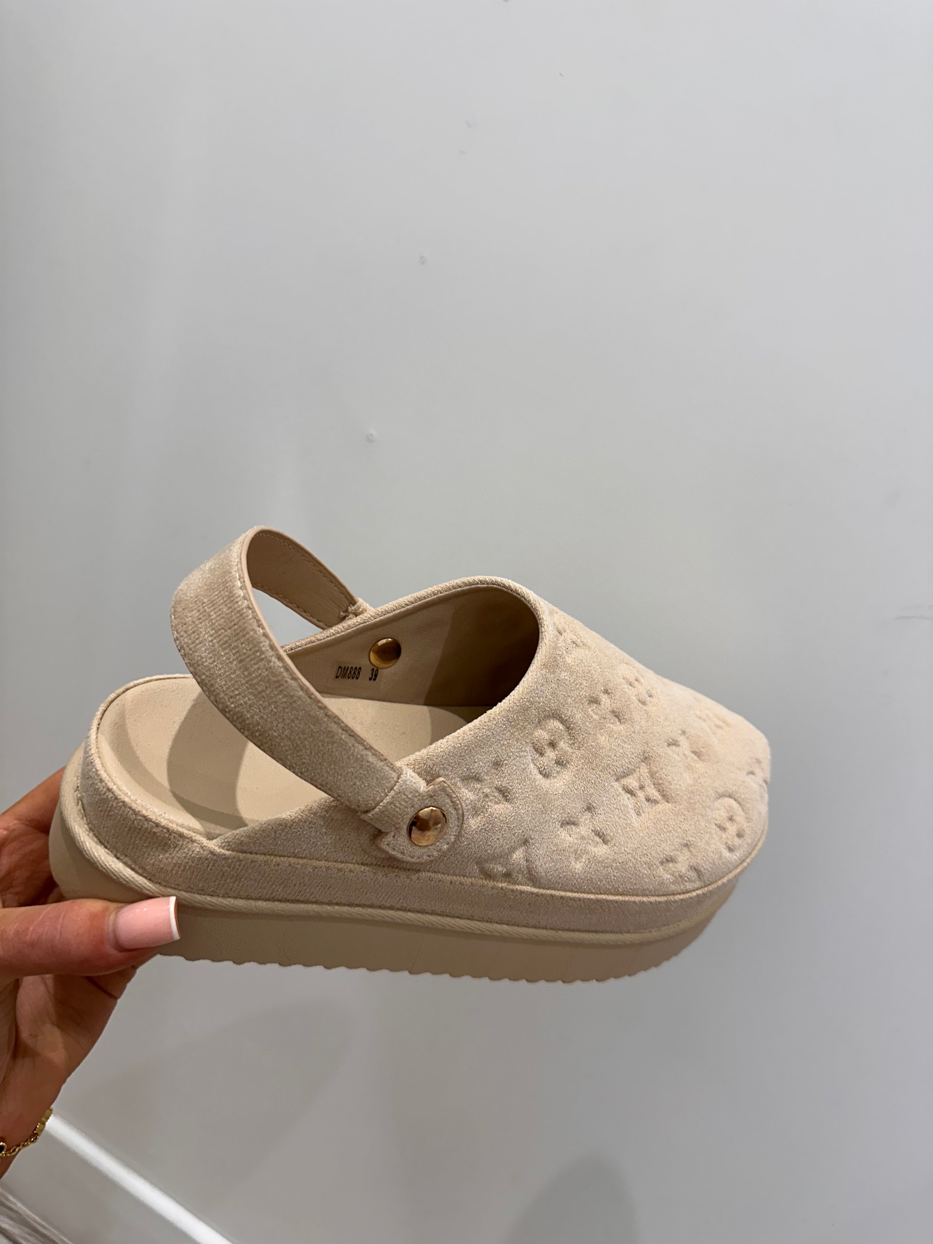 LEO Slip On Comfy Womens Shoes