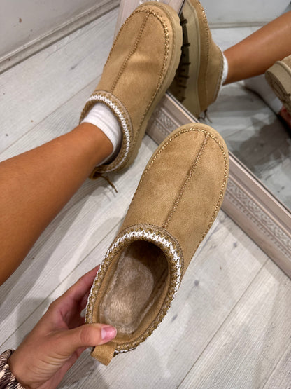 GIVANZA Fur Lined Slippers