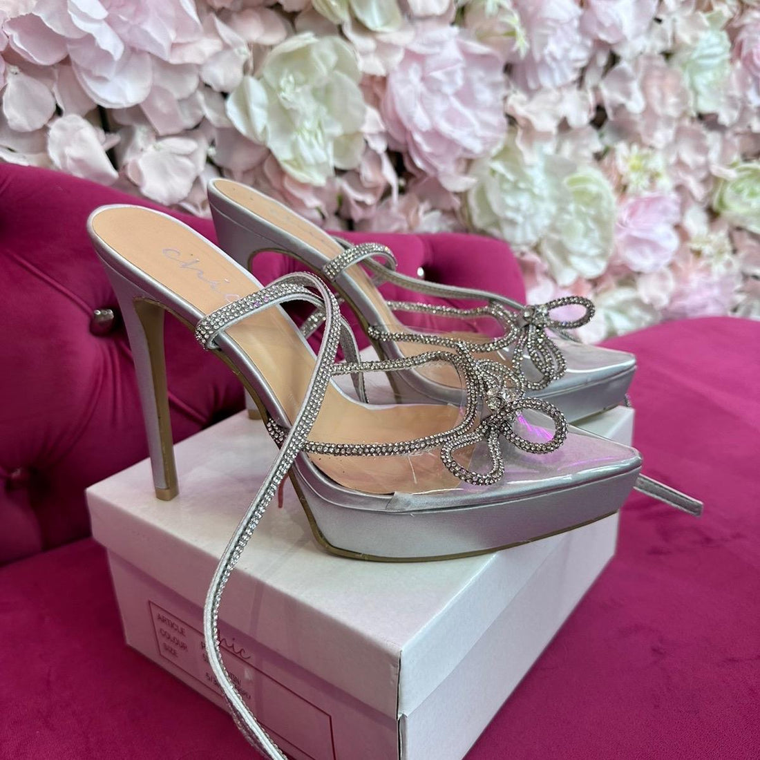 GWP Stylish Women’s Diamante Bow Heels