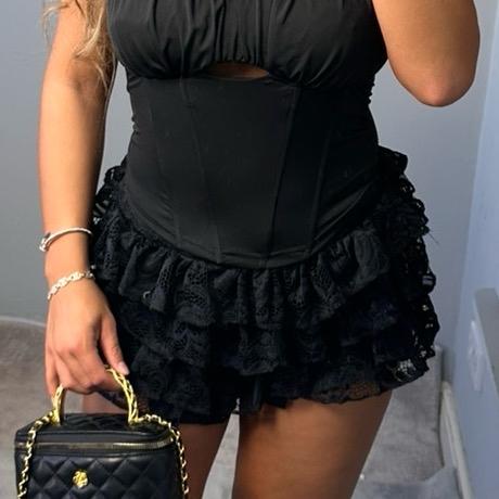 Beau Lace Ruffled Skort
