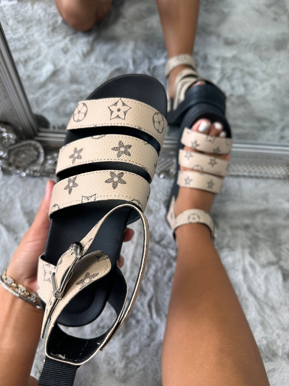 ALEXA gladiator sandals