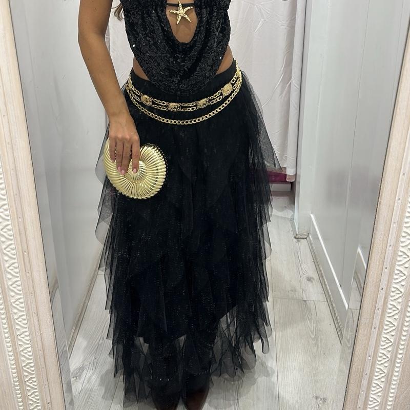 Lily Frilly Maxi Skirt Women Outfit
