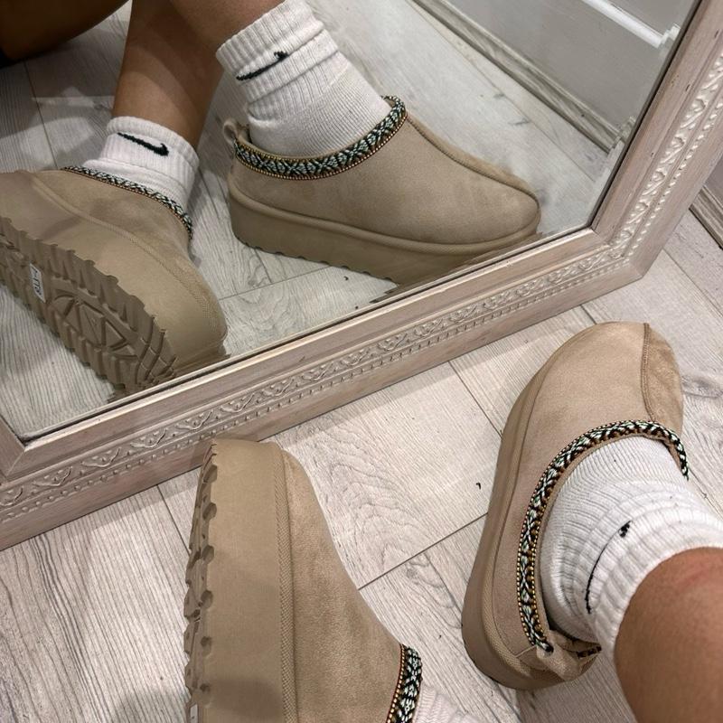 LILA Beige Winter Women Shoes