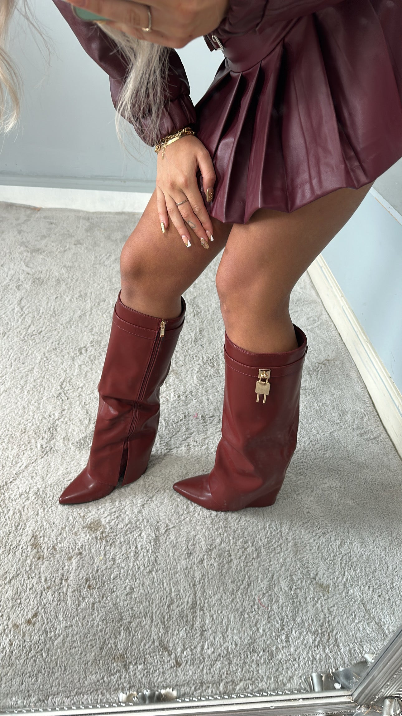 WILLOW Knee High Boots