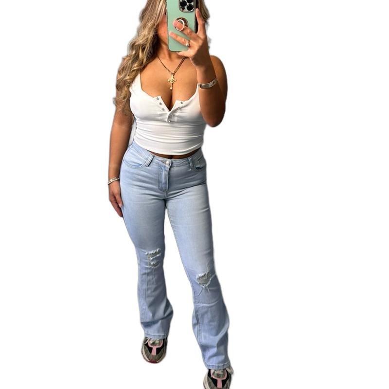 Riri Women’s Ripped Rhinestone Jeans
