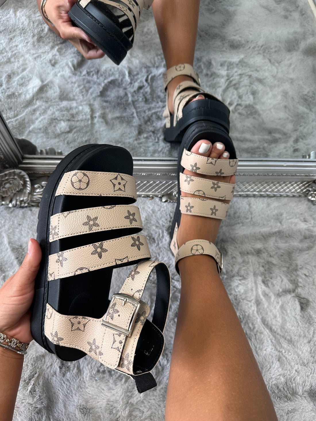 ALEXA gladiator sandals