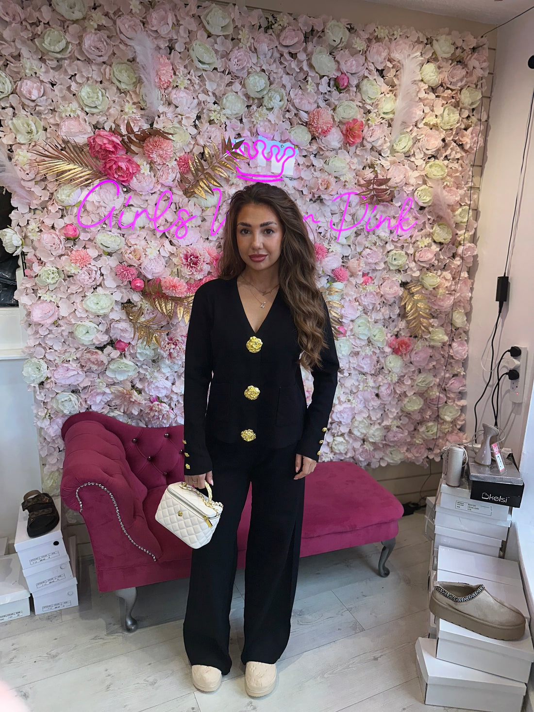 ADA Lounge Gold Button Set